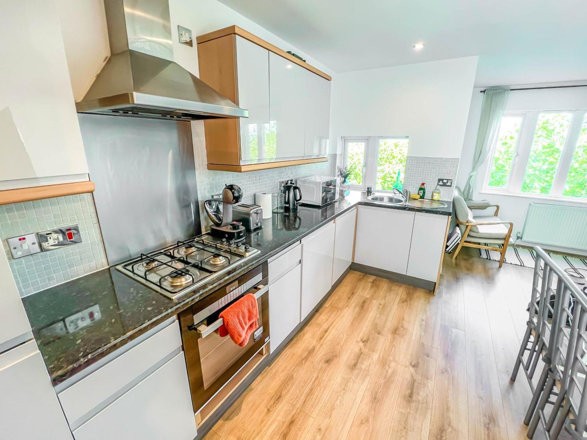 2 Bed - 2 Bath - Duplex Apartment Next To Lbu-Headingley Centre-Ycc Arena-Families-Relocators Meanwood エクステリア 写真